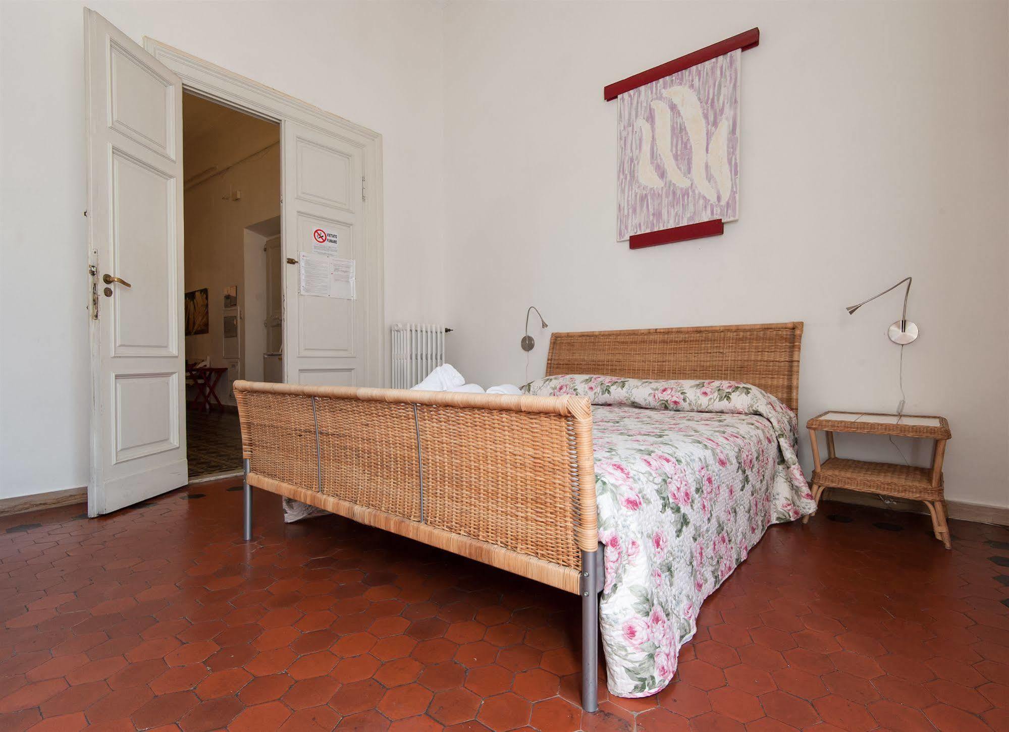 B&B 5 Sensi Florenţa Exterior foto